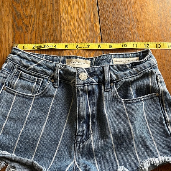 PacSun Blue Striped Jean Shorts Frayed Hemline High Rise Festival Shorts Size 24 - Picture 6 of 11